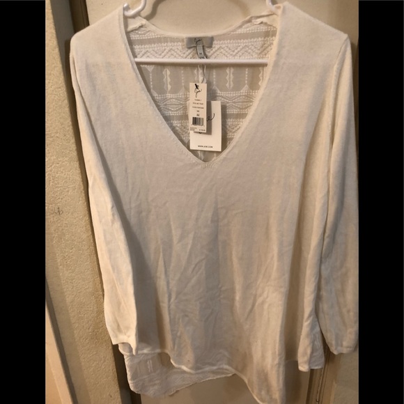 Joie ivory Sweater top Embroidered back sz m - Picture 1 of 5